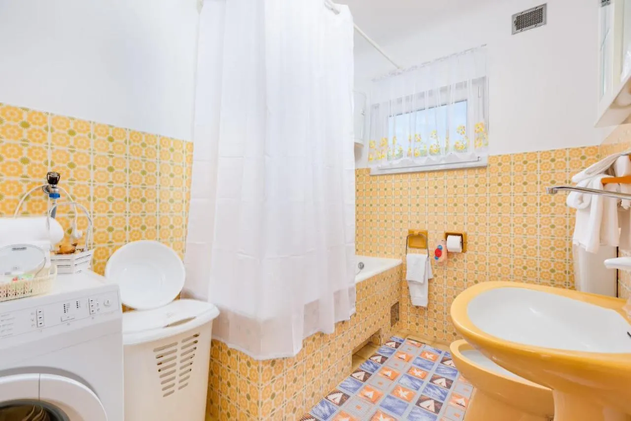 Apartman Tena Punat Apartment